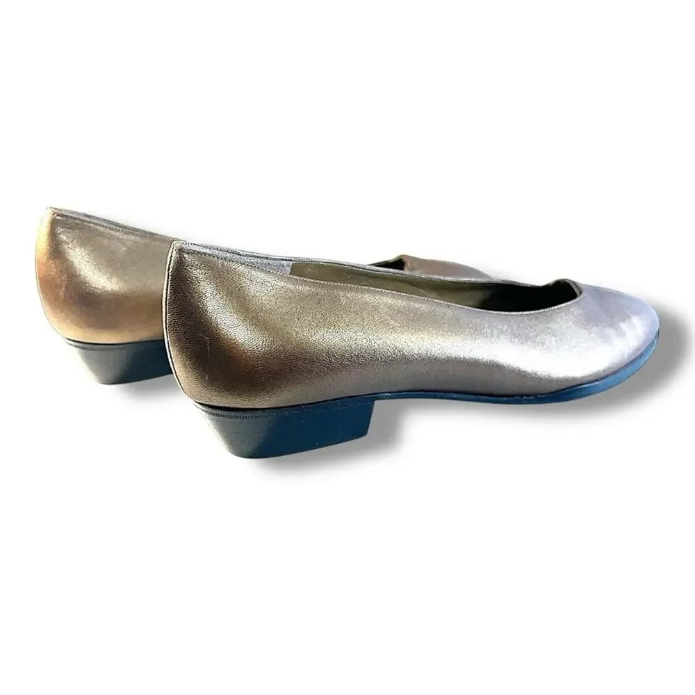 Bruno MAGLI Italian Bronze Leather Flats slight pointed Toe SZ 9AA or 9 AAAA?